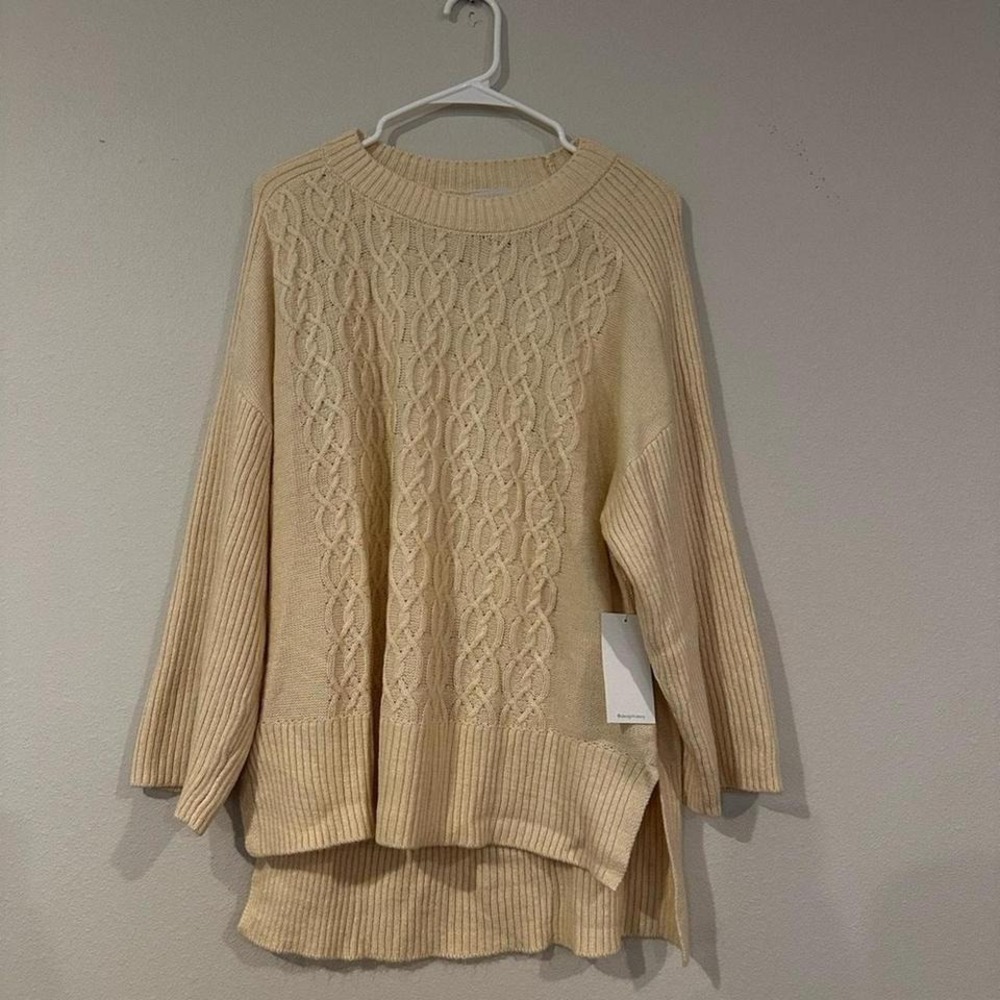 NWT Design History Brand Womens oversized extra large (XL) sweater.